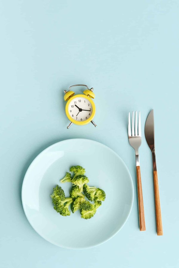 Quels sont les avantages du jeûne intermittent pour les femmes ?